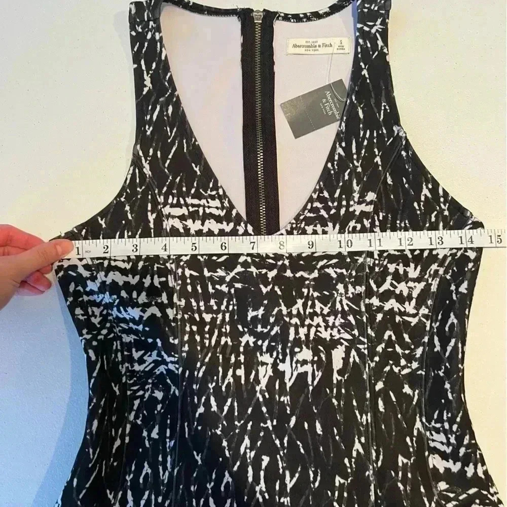 Abercrombie and fitch black white print Tennis dress new small - Picture 7 of 9
